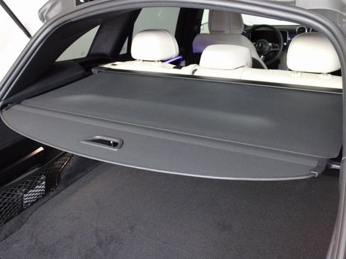 Certified 2025 Mercedes-Benz GLC 300 4MATIC image 10