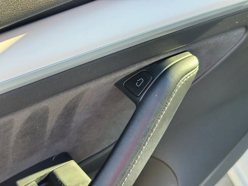 Used 2021 Tesla Model 3 Performance AWD/4WD image 11