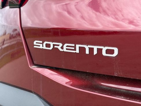 Certified 2025 Kia Sorento S w/ Panoramic Sunroof Package FWD image 10