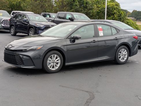 New 2026 Toyota Camry LE FWD image 9