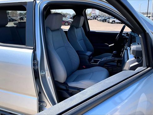 Certified 2024 Toyota Tacoma SR5 image 9