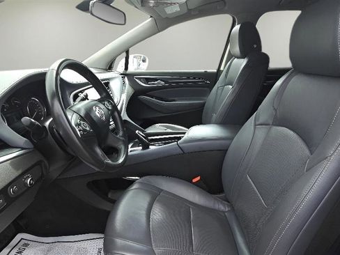 Used 2018 Buick Enclave Essence AWD/4WD image 11