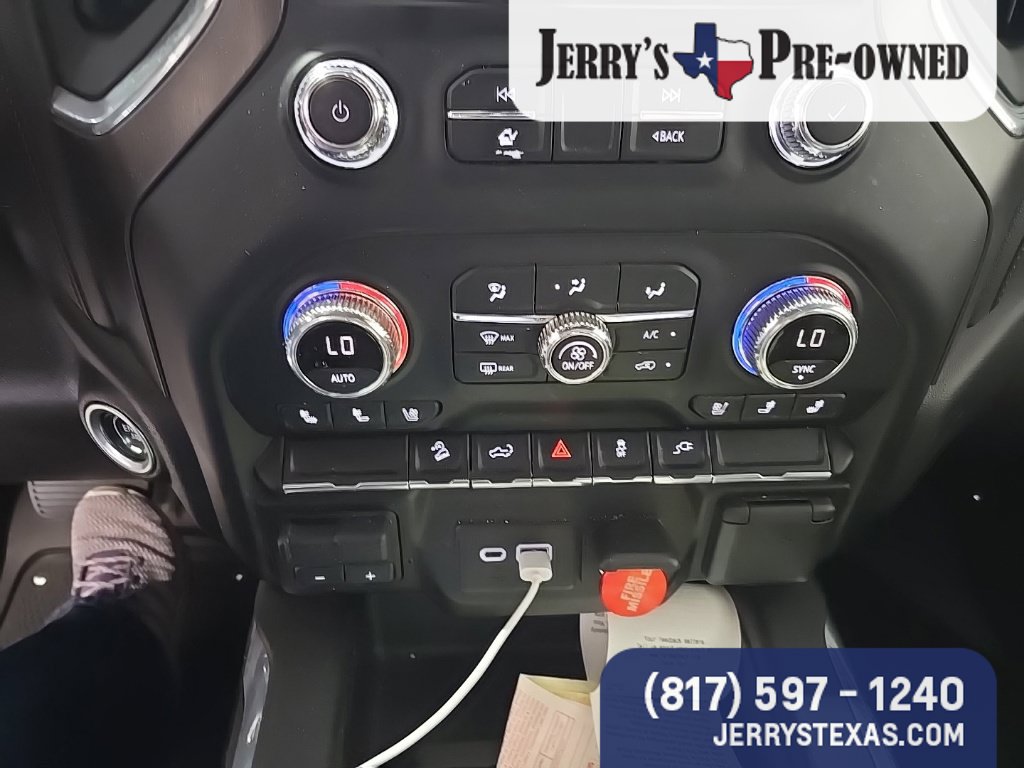 Used 2022 GMC Sierra 2500 AT4 w/ Gooseneck/5TH Wheel Package AWD/4WD image 12