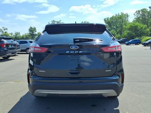 Used 2023 Ford Edge SEL AWD/4WD image 5