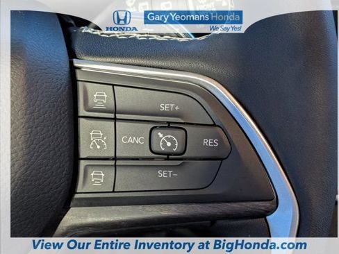 Used 2025 Jeep Grand Cherokee L Limited RWD image 28