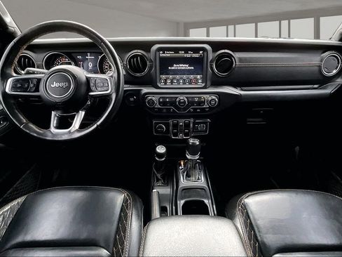 Used 2021 Jeep Wrangler Unlimited Sahara AWD/4WD image 16