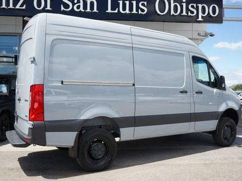 New 2025 Mercedes-Benz Sprinter 2500 image 10