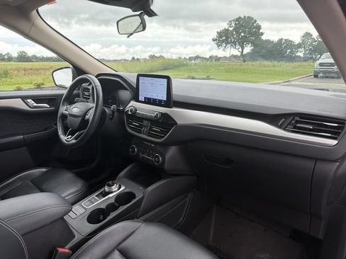Used 2020 Ford Escape SEL FWD image 14
