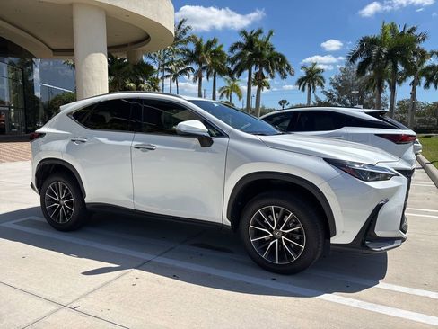 Used 2023 Lexus NX 250 FWD w/ Towing Package (2000 Lbs) image 2