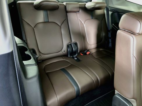 Used 2025 Honda Pilot Elite image 28
