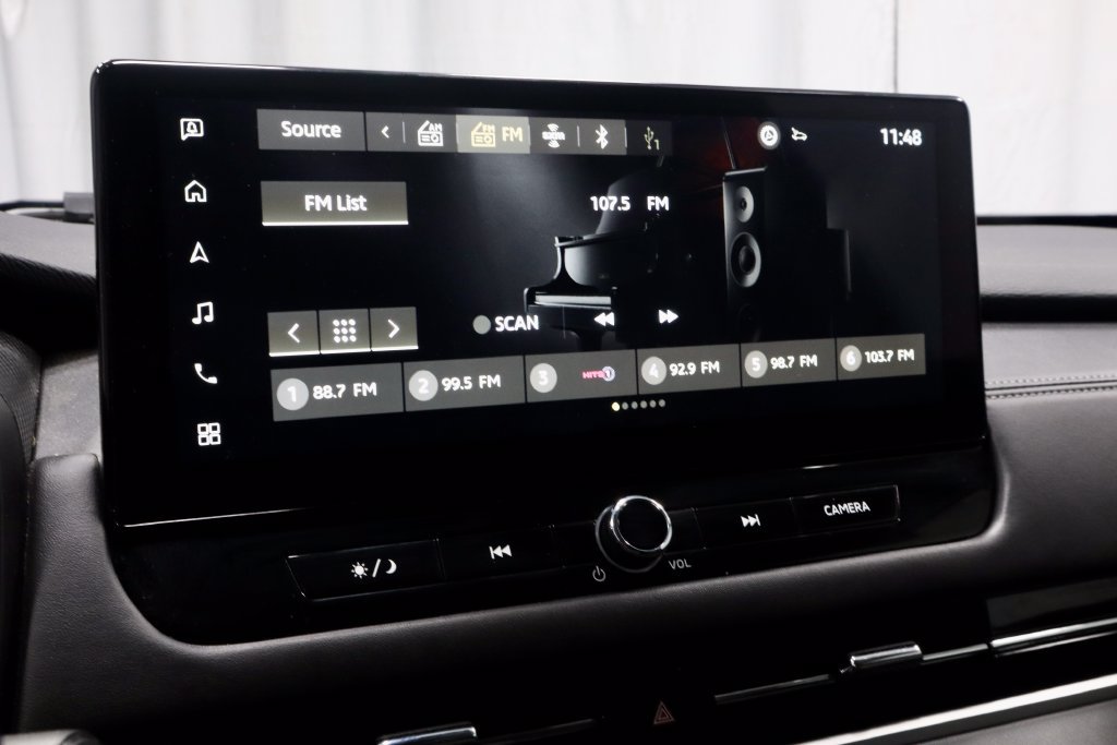 Used 2025 Mitsubishi Outlander ES AWD/4WD image 3