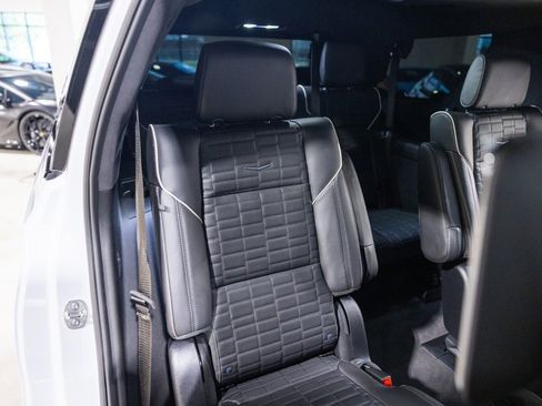 Used 2026 Cadillac Escalade V w/ LPO, ONYX Package AWD/4WD image 31