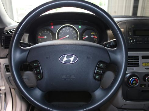 Used 2006 Hyundai Sonata V6 FWD image 10