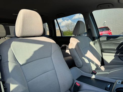 Used 2019 Honda Pilot EX image 30