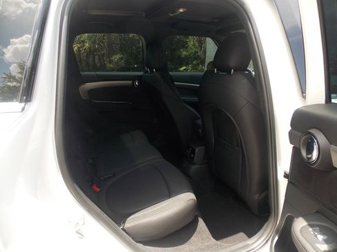 Used 2024 MINI Cooper Countryman S FWD image 21