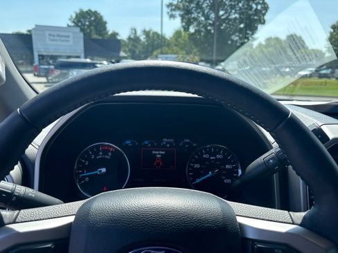 Used 2020 Ford F450 Lariat w/ Lariat Ultimate Package AWD/4WD image 30