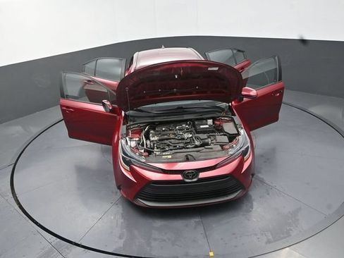 Used 2024 Toyota Corolla LE FWD image 40