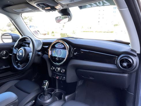 Used 2022 MINI Cooper S image 19