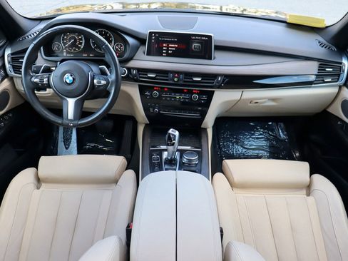 Used 2018 BMW X5 xDrive40e image 9