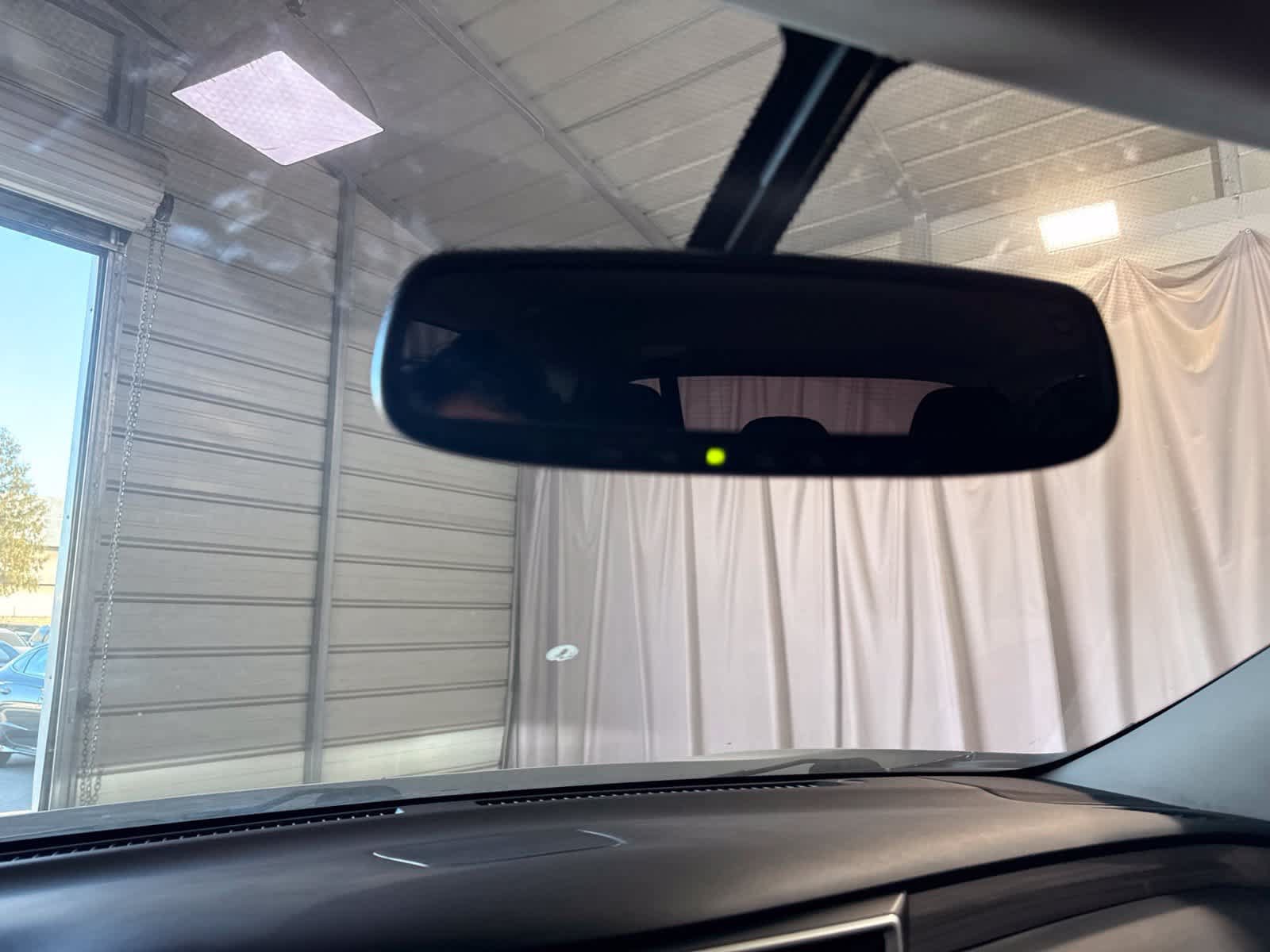 Used 2018 Nissan Murano SV FWD image 26