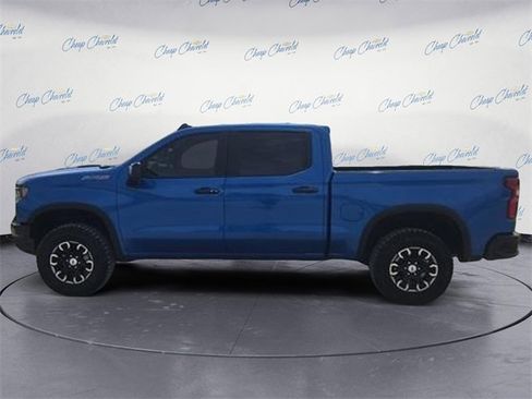 Used 2024 Chevrolet Silverado 1500 ZR2 image 2