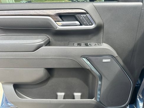 Used 2025 Chevrolet Silverado 2500 LTZ w/ Trail Boss Package AWD/4WD image 16
