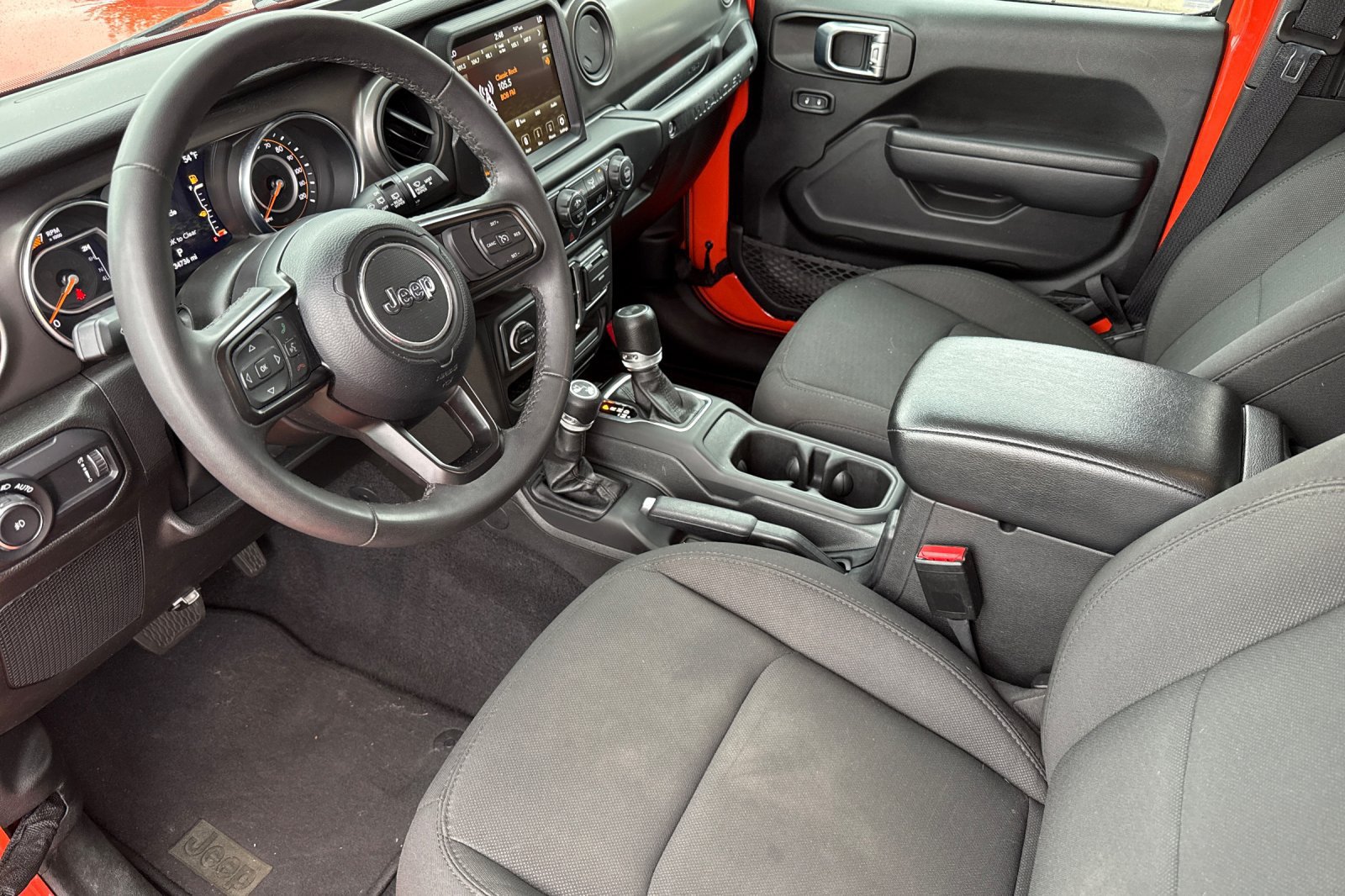 Used 2023 Jeep Wrangler Unlimited Sport AWD/4WD image 9