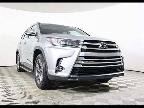 Used 2019 Toyota Highlander Limited Platinum AWD/4WD image 1