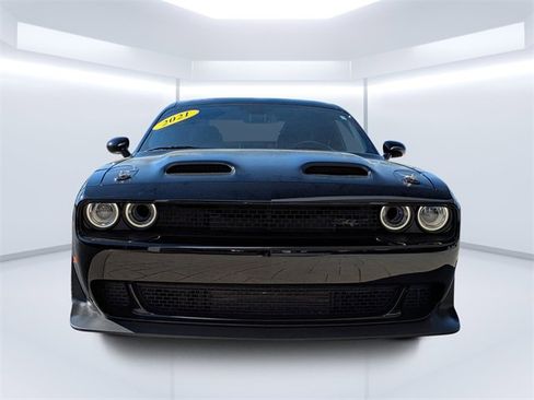Used 2021 Dodge Challenger SRT Hellcat image 8
