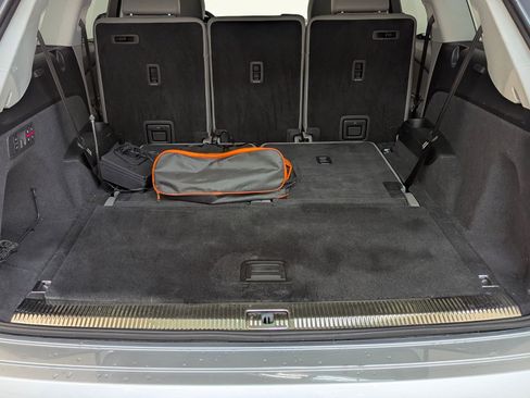 Used 2023 Audi Q7 3.0T Prestige w/ Prestige Package image 21