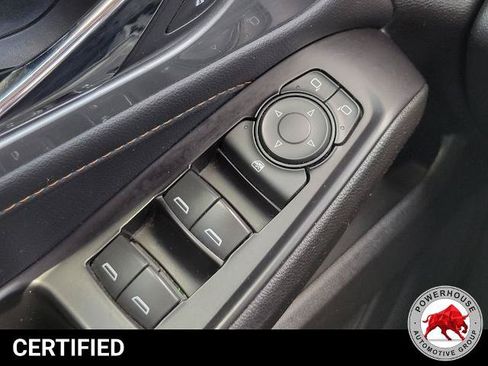 Used 2020 Chevrolet Traverse LS FWD image 27