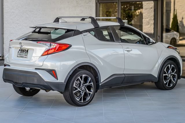 Used 2020 Toyota C-HR XLE FWD image 9