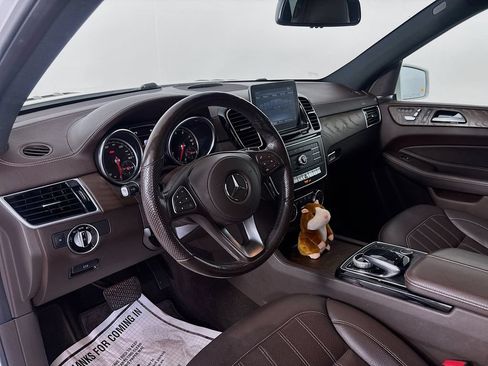Used 2019 Mercedes-Benz GLS 450 4MATIC image 9