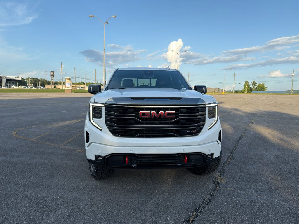 Used 2024 GMC Sierra 1500 AT4 w/ Technology Package AWD/4WD image 2