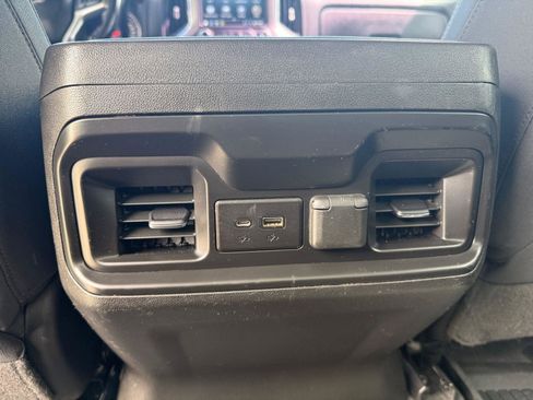 Used 2022 Chevrolet Silverado 1500 LT Trail Boss w/ LPO, Dark Essentials Package AWD/4WD image 21