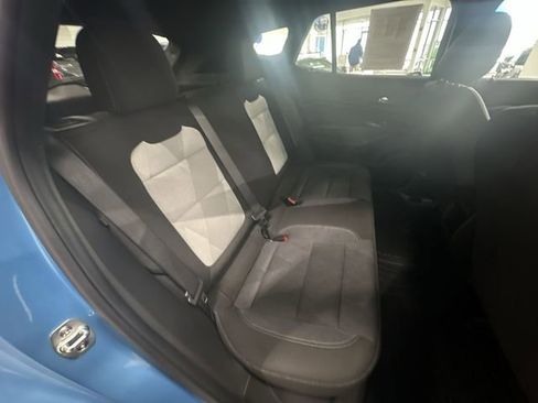 Used 2025 Chevrolet Trax RS w/ Driver Confidence Package image 28