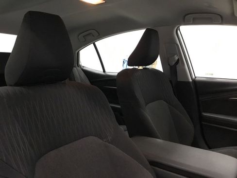 Used 2025 Toyota Camry SE image 22