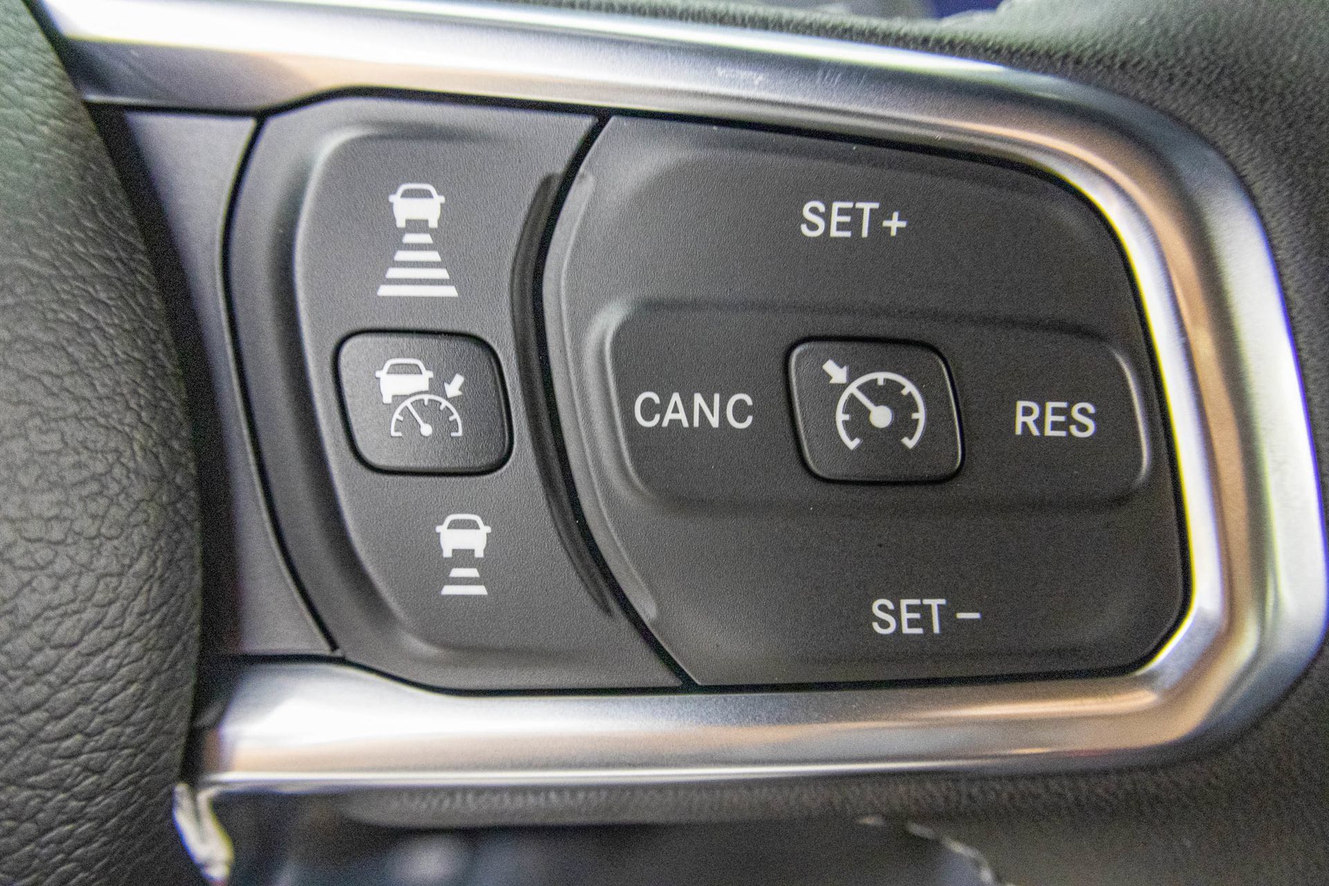 New 2027 Jeep Wrangler Unlimited Sahara AWD/4WD image 30