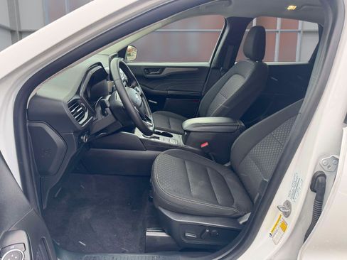 Used 2024 Ford Escape Active image 12