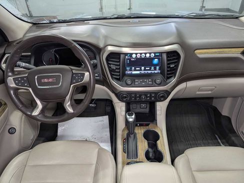 Used 2019 GMC Acadia Denali w/ Technology Package image 17