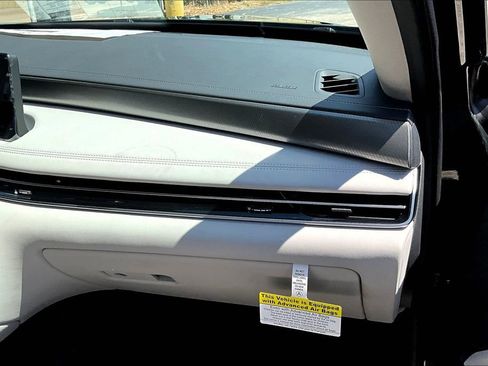 New 2026 INFINITI QX60 Luxe w/ Cargo Package image 22