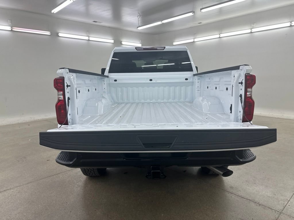 New 2026 Chevrolet Silverado 2500 Custom w/ Custom Value Package AWD/4WD image 17