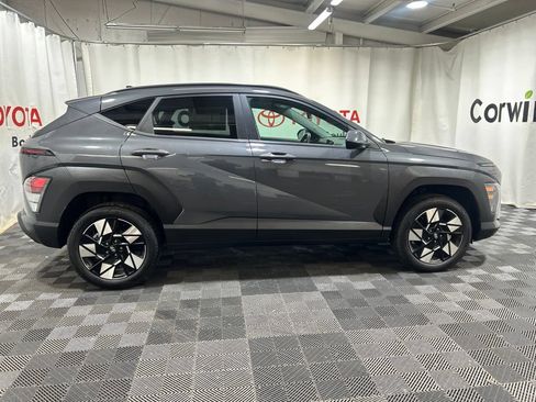 Used 2025 Hyundai Kona SEL AWD/4WD image 10