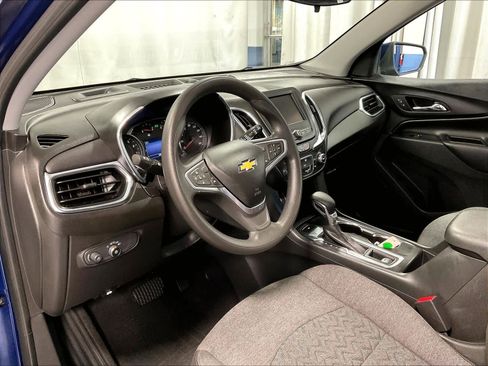 Used 2022 Chevrolet Equinox LT w/ LPO, Floor Liner Package image 8