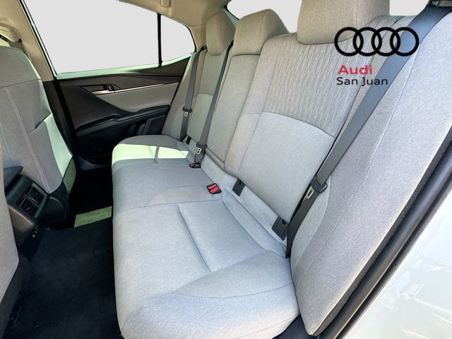 Used 2025 Toyota Camry LE FWD image 28