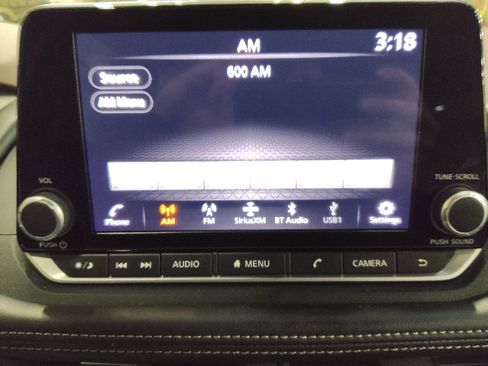 Used 2023 Nissan Rogue SV image 25