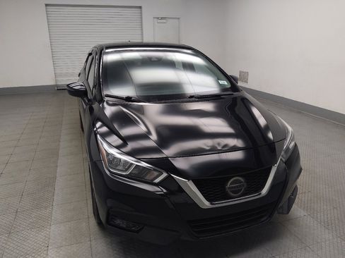 Used 2021 Nissan Versa SV FWD image 14