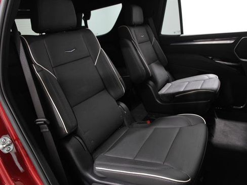 Certified 2025 Cadillac Escalade Sport w/ LPO, ONYX Package image 19