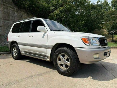 Used 2001 Toyota Land Cruiser w/ Convenience Pkg AWD/4WD image 7