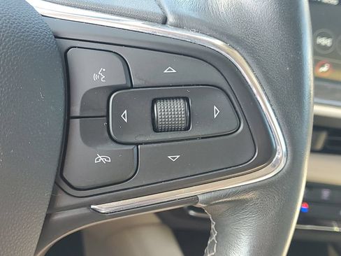 Used 2022 Buick Envision Essence w/ Technology Package I AWD/4WD image 24